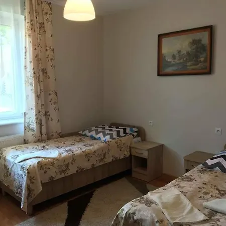 Stokrotka 푸스트코보